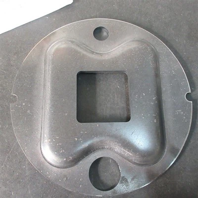 Stampáil cruach charbóin